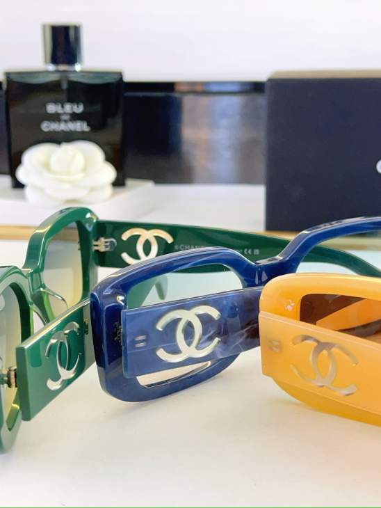 Picture of Chanel Sunglasses _SKUfw80048840fw